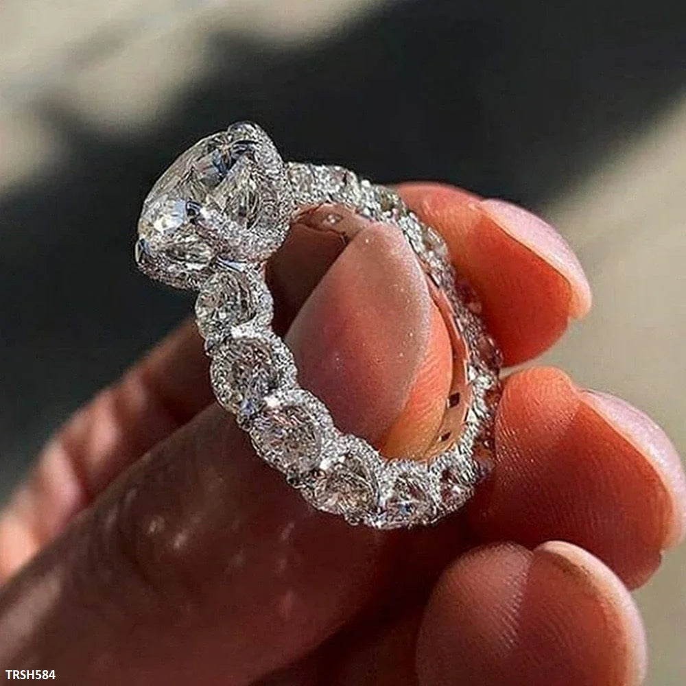 Round Stone Ring